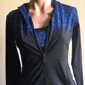 NEW 3pc women’s active wear set. New 2 colors